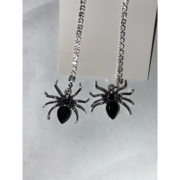 Earrings Spider Dangle Rhinestone & Black Body Goth Halloween Spooky Scary Witch - Picture 1 of 5